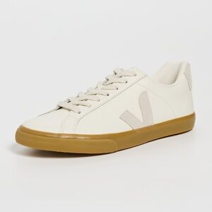 Veja women’s Cream Sneakers